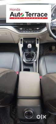 Kia Carens 1.4 Luxury Plus Dct 7 Str, 2023, Petrol