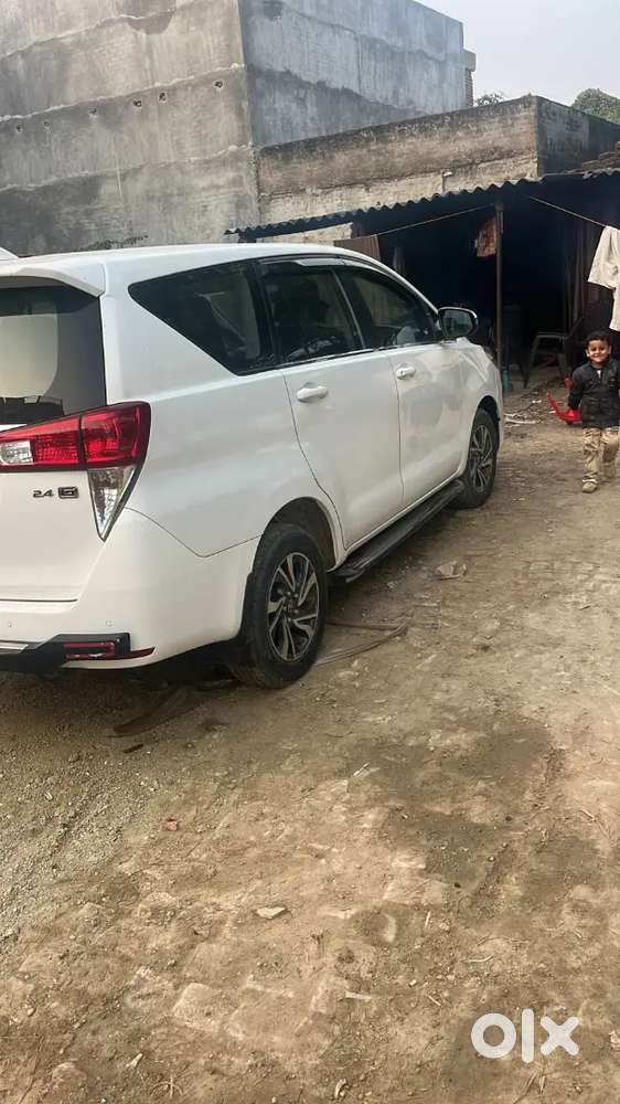 Innova Crysta
