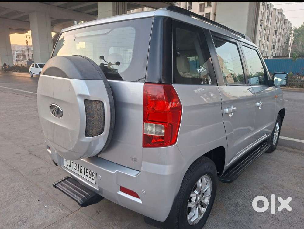 Mahindra Tuv 300 T10 Amt Dual Tone, 2016, Diesel