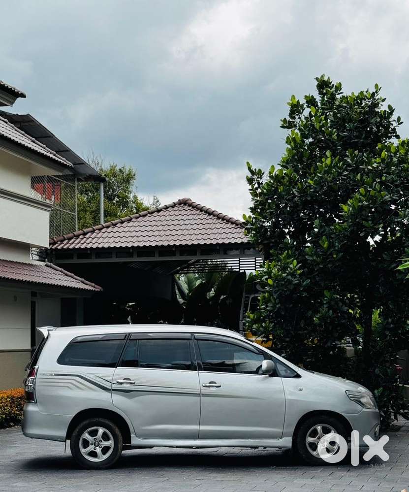 Toyota Innova G4 2013
