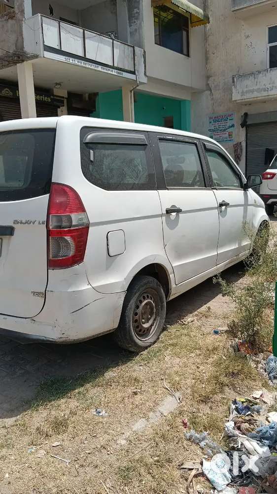 Chevrolet Enjoy 2013 Diesel 199000 Km Driven