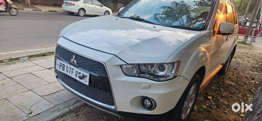 Mitsubishi Outlander 2.4 Cvt, 2010, Petrol