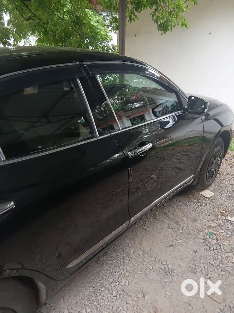 Maruti Suzuki Dzire 2025 Petrol 8800 Km Chali Hai