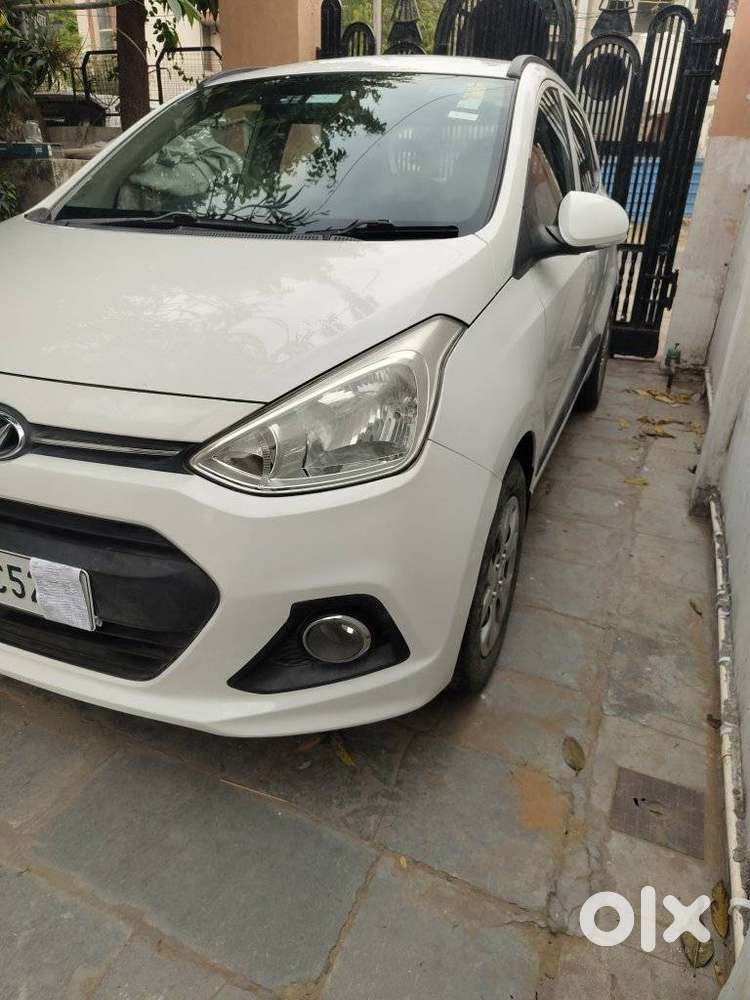 Hyundai Grand I10 Sportz 1.2 Kappa Vtvt, 2015, Petrol