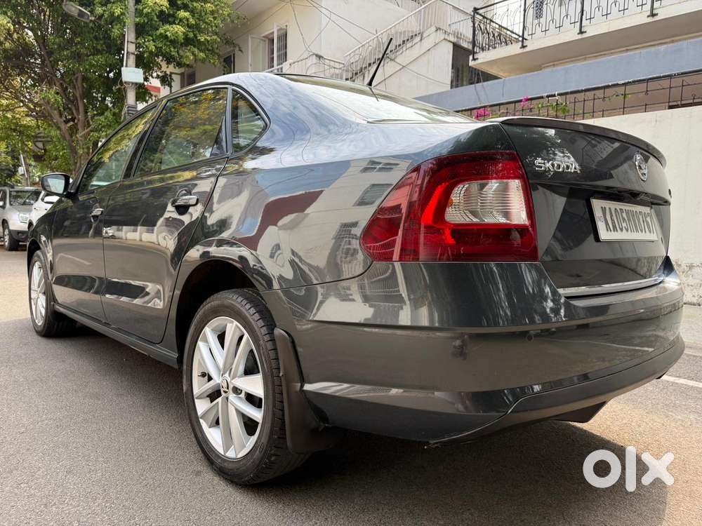 Skoda Rapid [2016-2021] 1.6 Mpi Style Plus, 2018