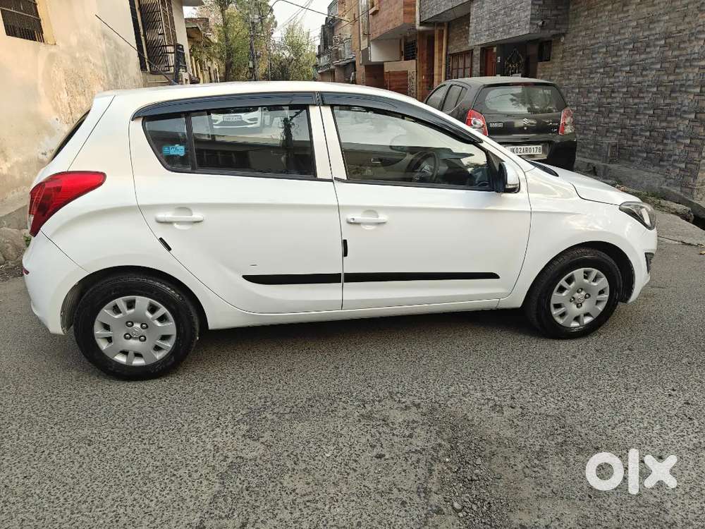 Hyundai I20 2013 Petrol Well Maintained