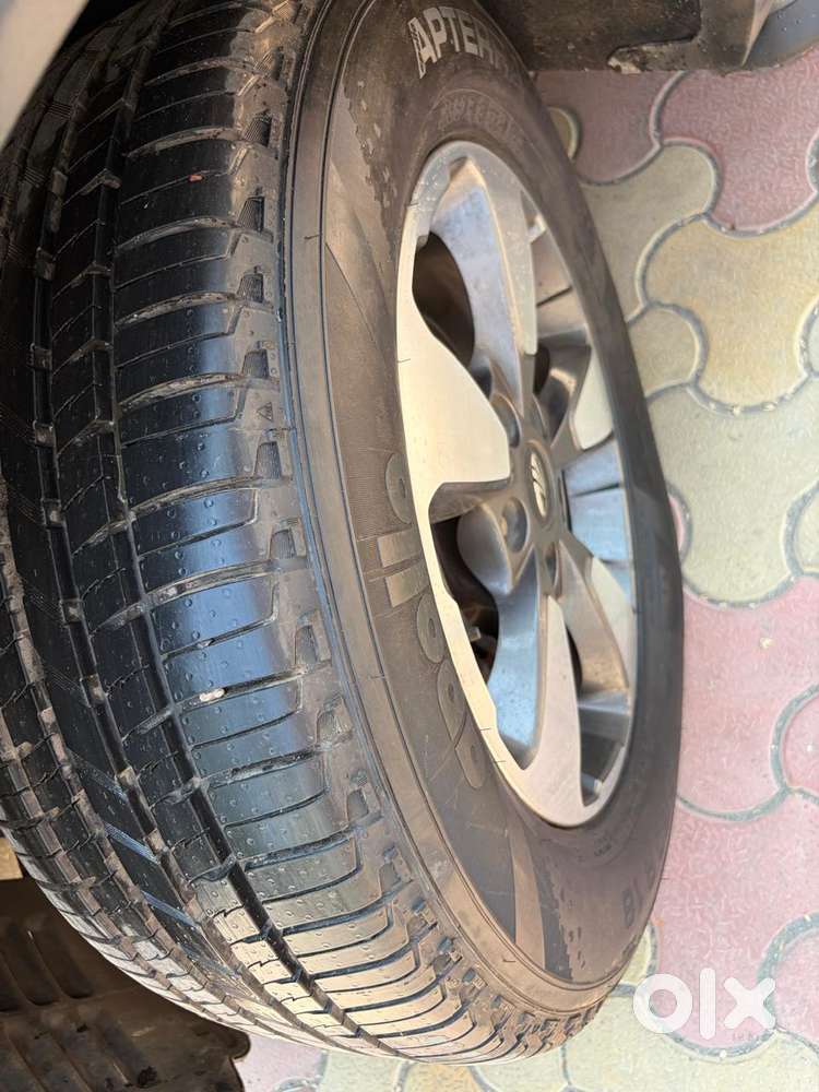 Mahindra Alturas G4 4wd At, 2019, Diesel