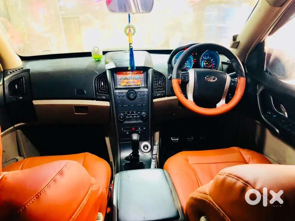Mahindra Xuv500 2016 Diesel 70000 Km Driven