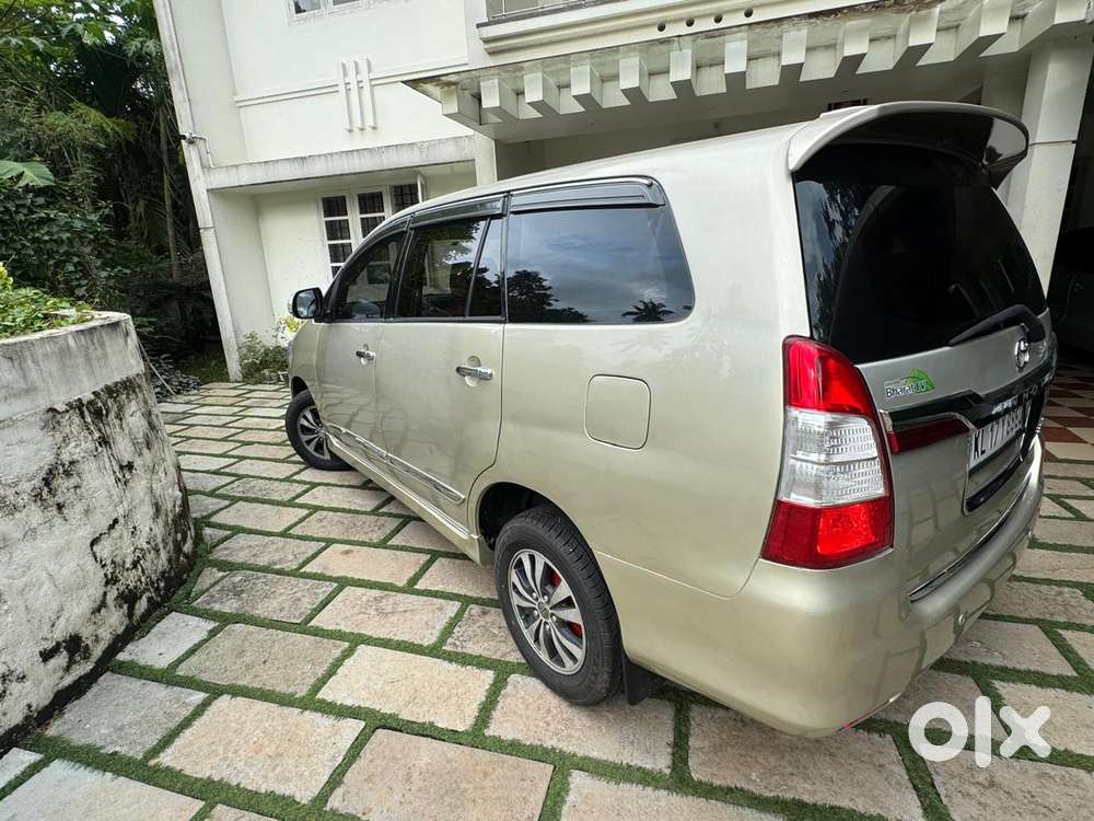 Toyota Innova 2.5 G (diesel) 7 Seater, 2015, Diesel