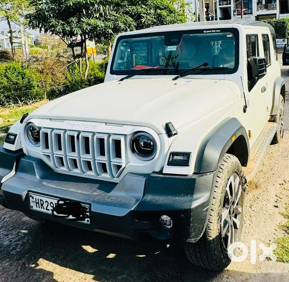 Thar Roxx Top Model Ax7l At 4x4 Diesal