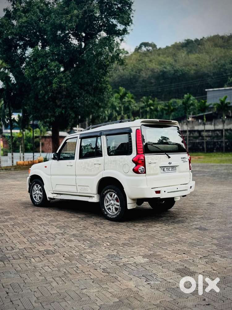 Mahindra Scorpio Vlx 2wd Bsiv, 2012, Diesel