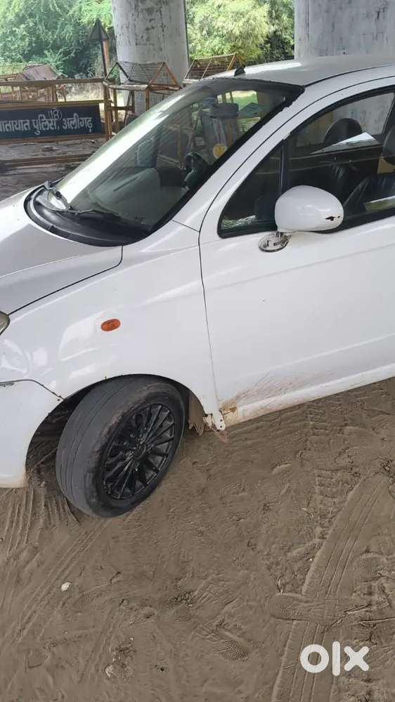 Chevrolet Spark 2012 Cng & Hybrids 83000 Km Driven