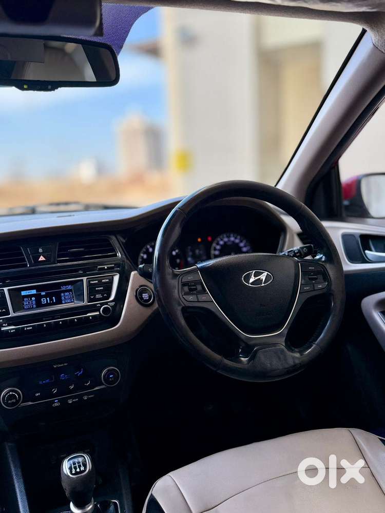 Hyundai Elite I20 Sportz (o) 1.2, 2014, Petrol