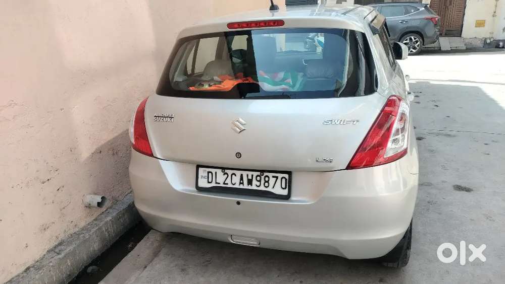 Maruti Suzuki Swift 2017 Petrol 70000 Km Driven
