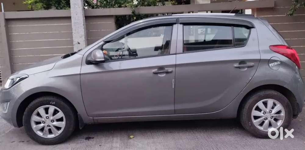 Hyundai I20 2013 Petrol Well Maintained