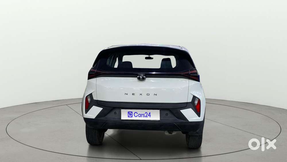 Tata Nexon Smart 1.2 Revotron Petrol 5 Mt, 2024, Petrol