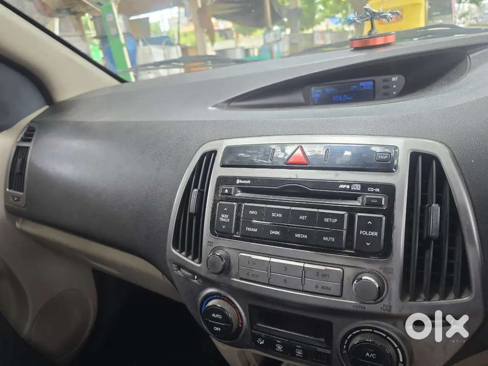 Hyundai I20 2013 Petrol 100000 Km Driven