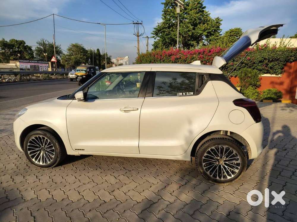 Maruti Suzuki Swift Vxi Optional, 2023, Petrol