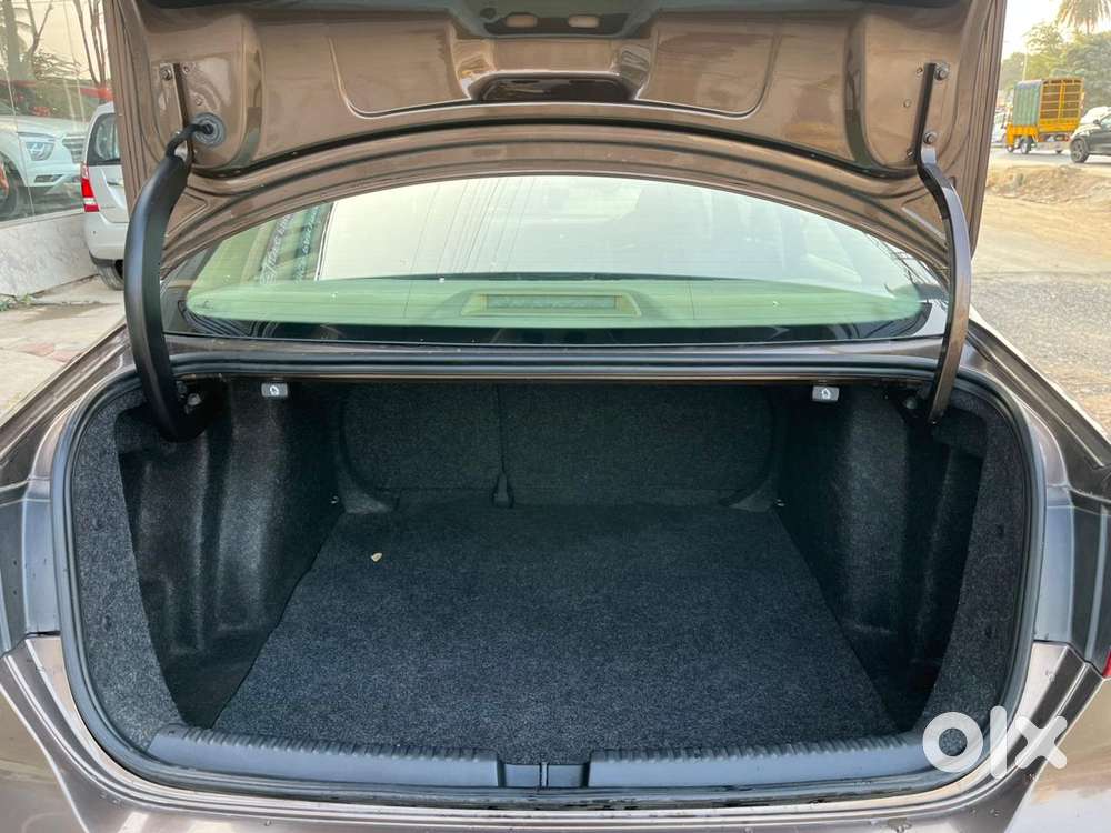 Volkswagen Jetta 2.0 Tdi Trendline, 2012, Diesel