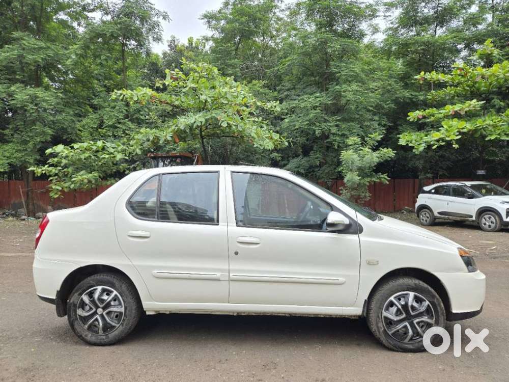 Tata Indigo Ecs Ecs Lx Cr4 Bs-iv, 2013, Diesel