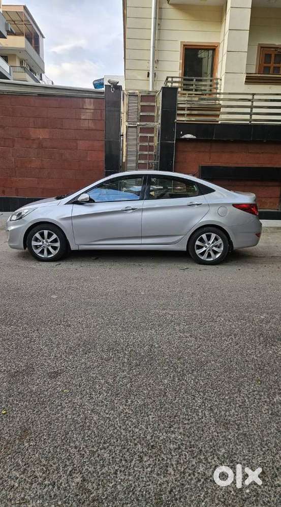 Hyundai Verna Fluidic 1.6 Vtvt Sx Opt, 2012, Petrol