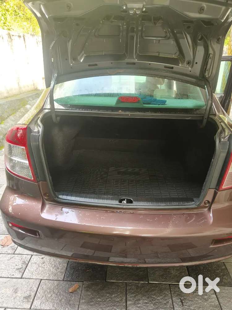 Maruti Suzuki Sx4 2010