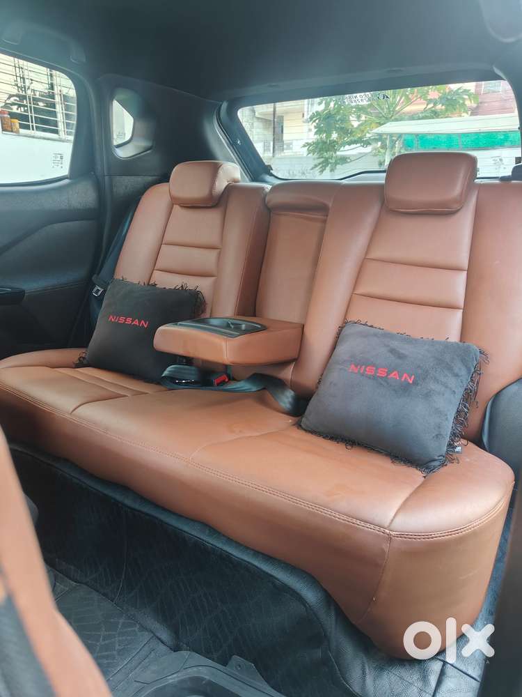 Nissan Magnite Kuro Edition 1.0 Turbo Petrol Cvt, 2023, Petrol