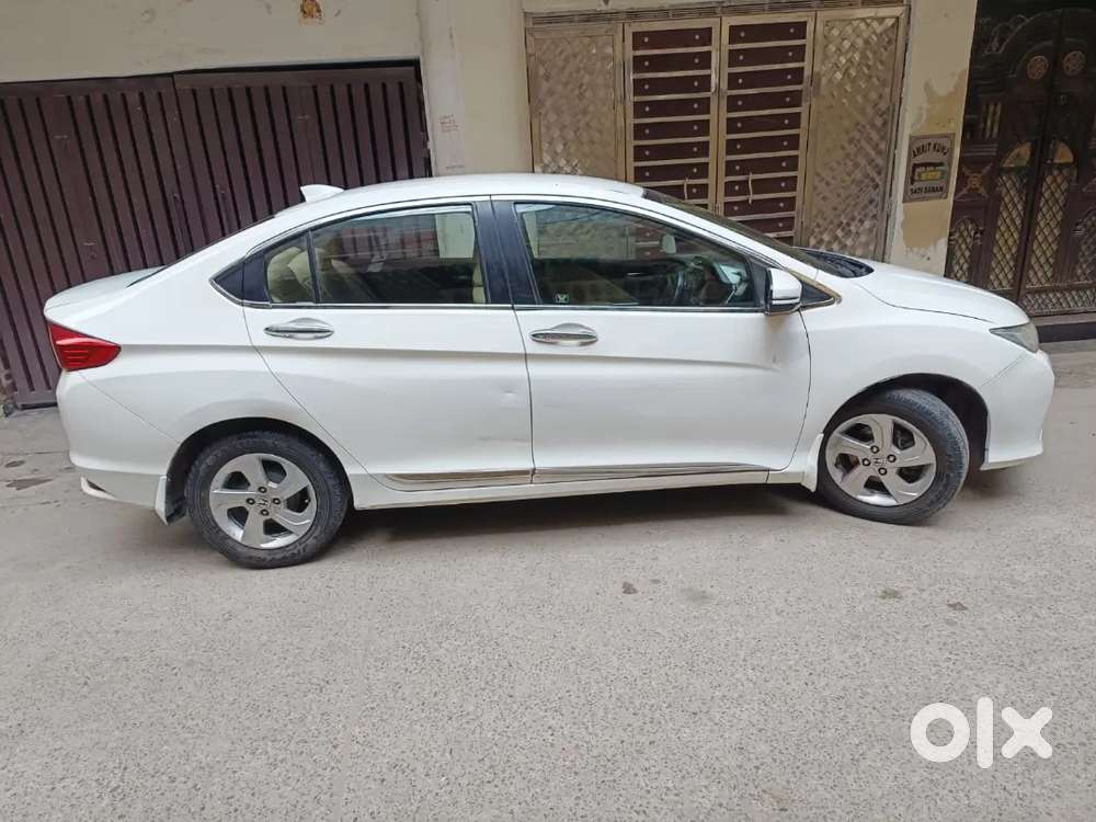 Honda City  November 2016 First Owner Petrol Car Top Model