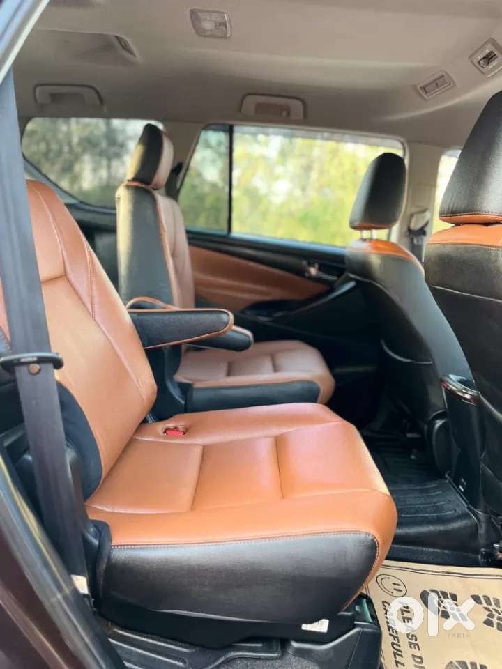 Toyota Innova Crysta [2016-2020] 2.4 Gx At 7 Str, 2022, Diesel
