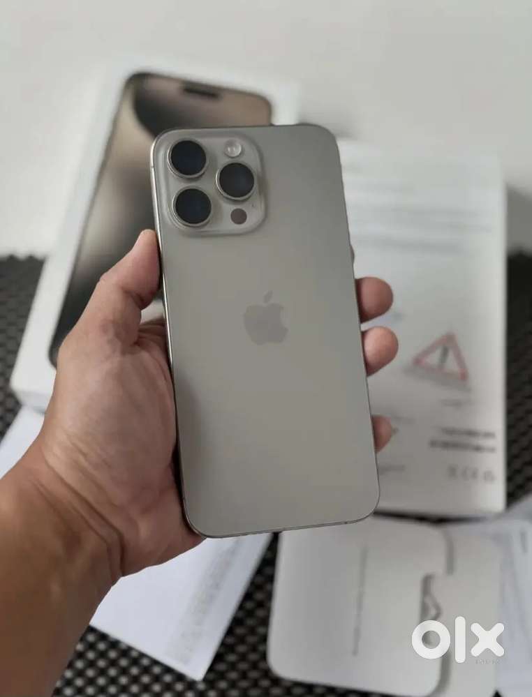 IPHONE 15 PRO MAX  MINT CONDITION  [256GB MOBILES] CONDITION 100% BTRY