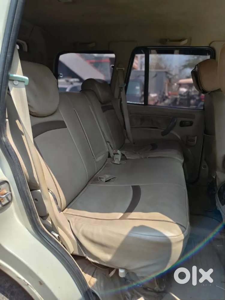 Mahindra Scorpio Classic 2011 Diesel Well Maintained