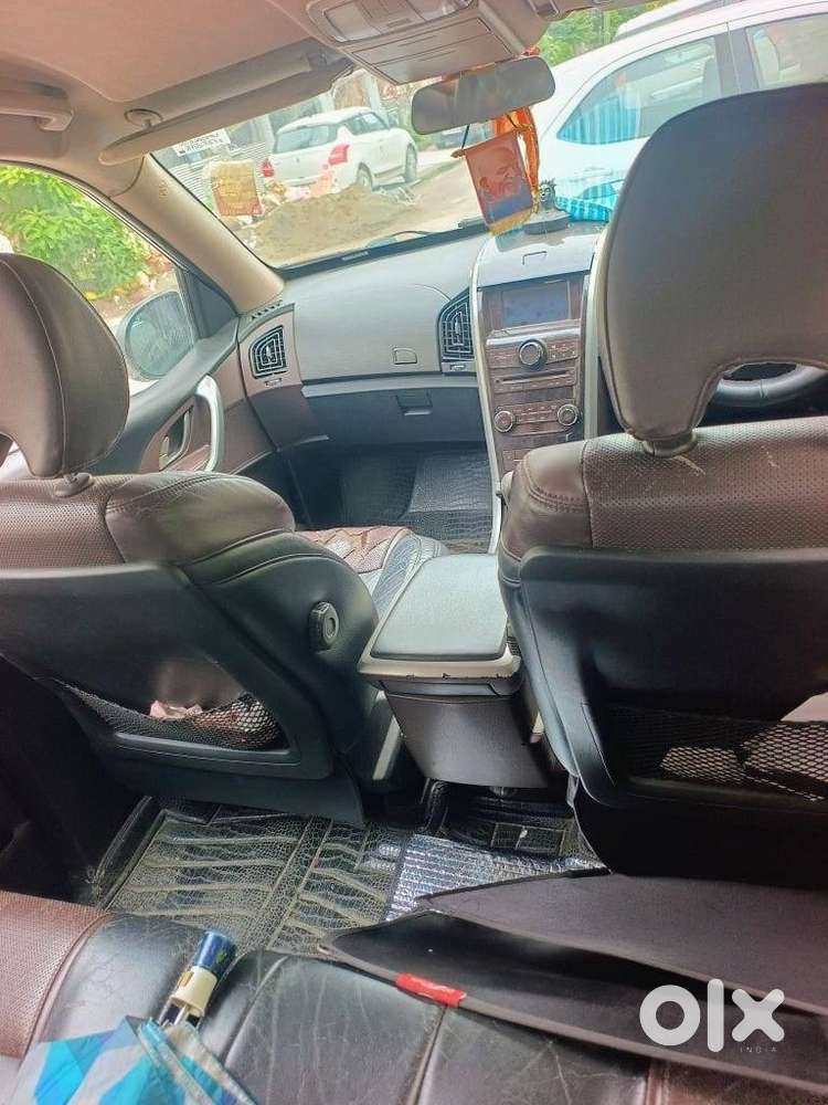 Mahindra Xuv500 2015 Diesel 135000 Km Driven