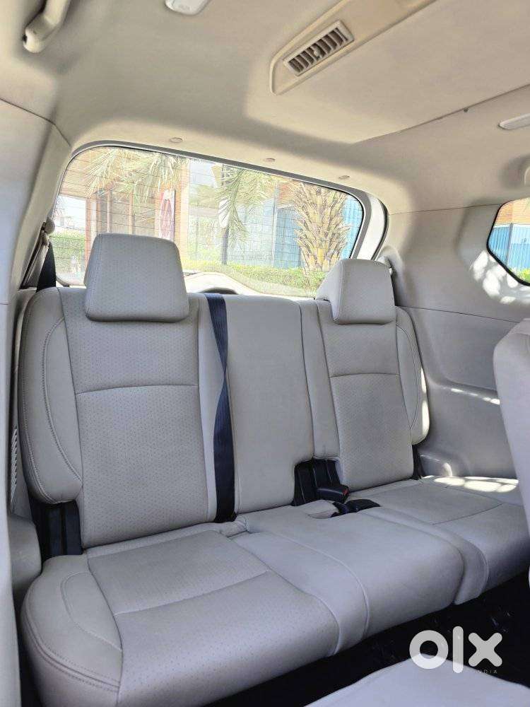 Mahindra Marazzo, 2020, Diesel