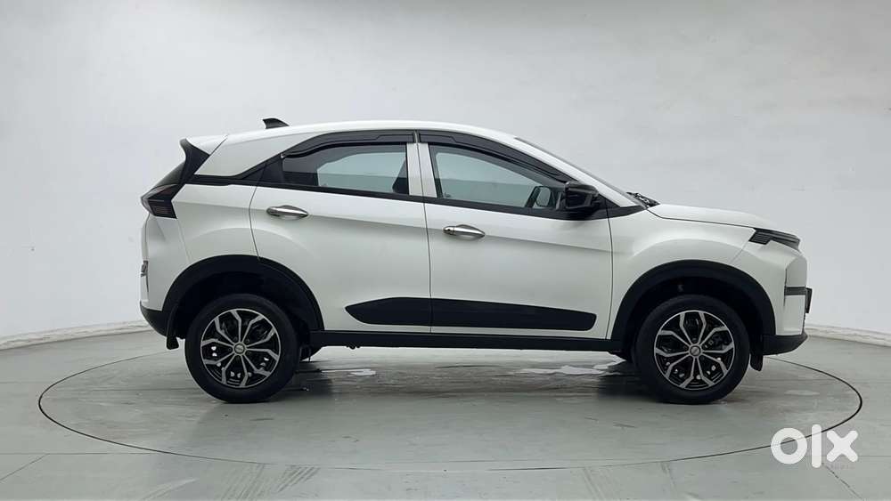 Tata Nexon 1.2 Revotron Xma Amt, 2024, Petrol