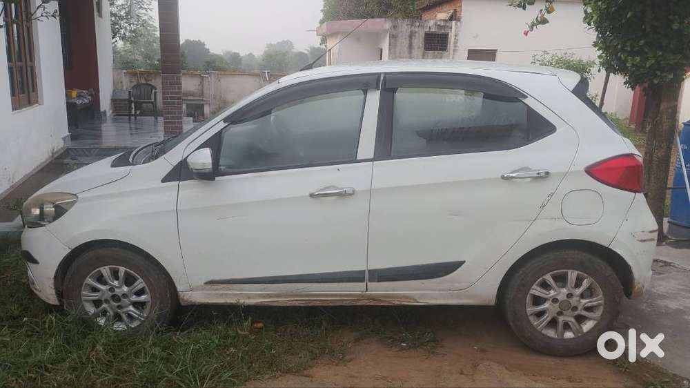 Tata Tiago Petrol 2016