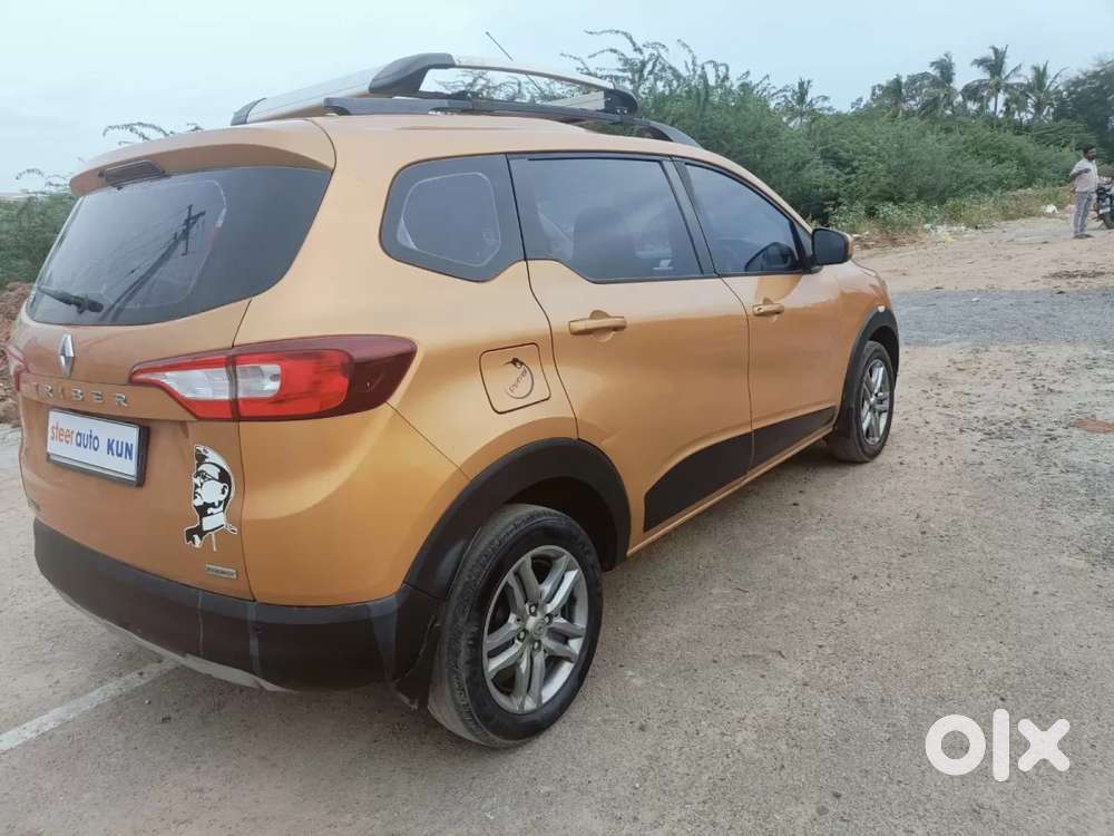 Renault Triber Rxz, 2021, Petrol