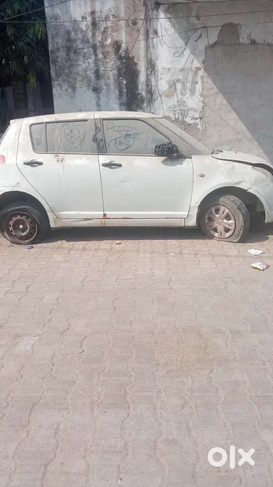 Maruti Suzuki Swift 2010 Model For Scrap Dayalbagh Agra