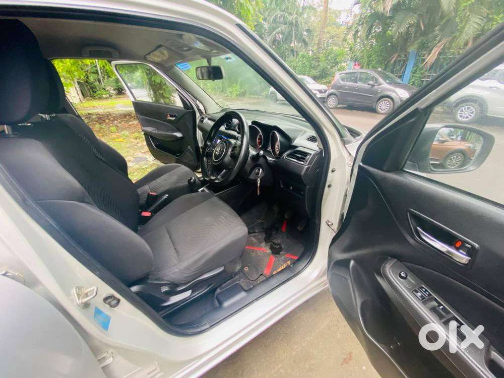 Maruti Suzuki Swift 1.2 Vxi (o), 2022, Petrol