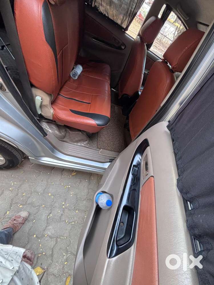 Toyota Innova 2.5 G (diesel) 8 Seater, 2016, Diesel