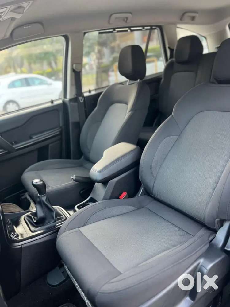 Tata Hexa 2018
