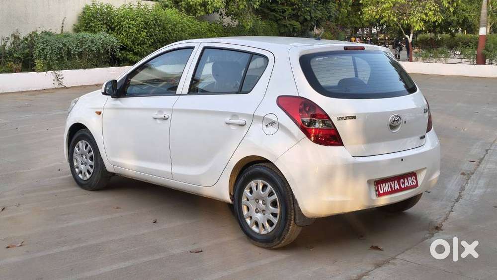 Hyundai I20 Sportz 1.2 Bs-iv, 2011, Petrol