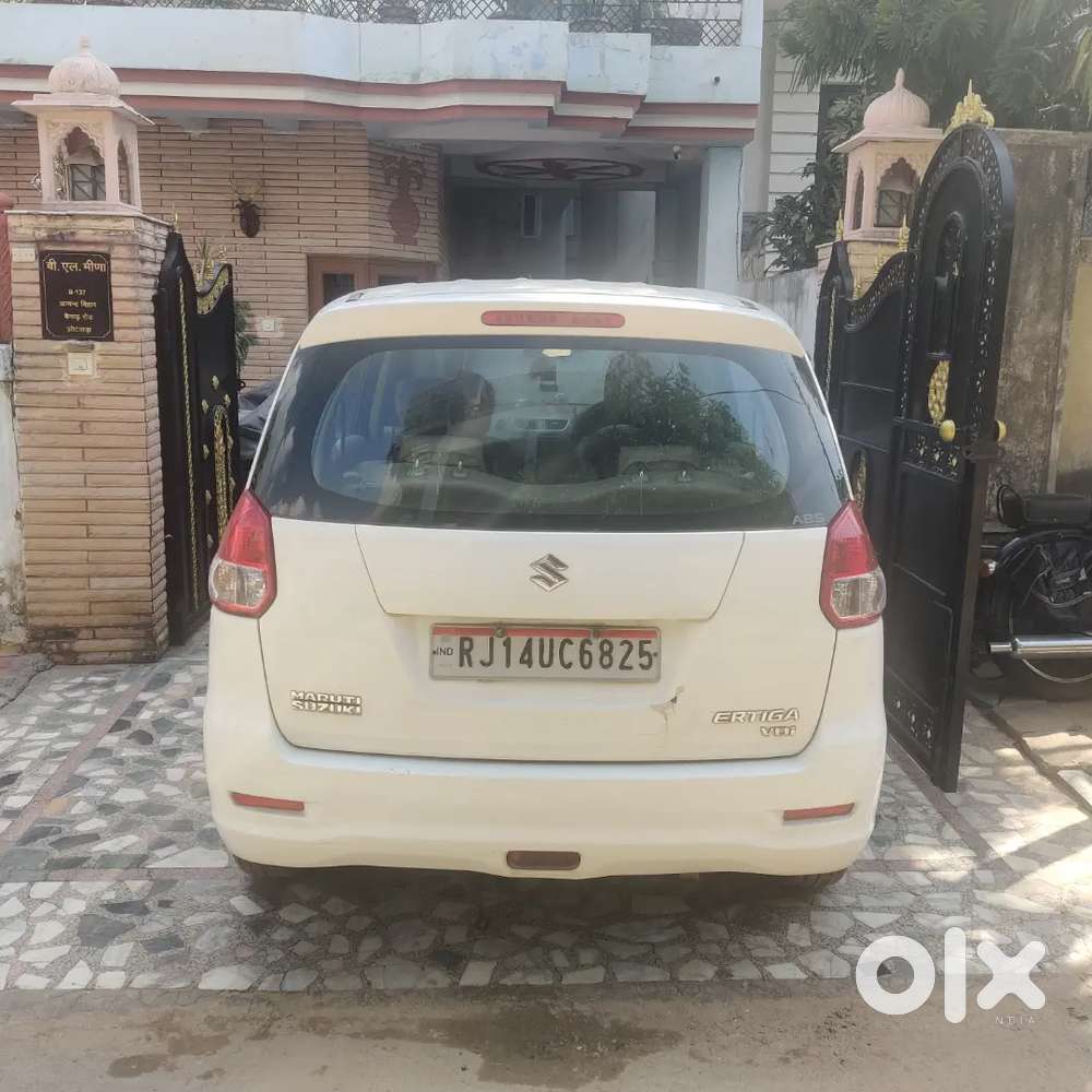 Maruti Suzuki Ertiga December 2012 Diesel 121000 Km Driven