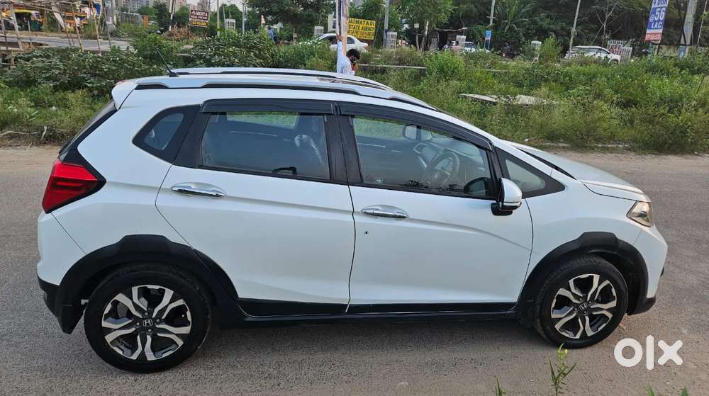 Honda Br-v I-vtec V Mt, 2018, Petrol