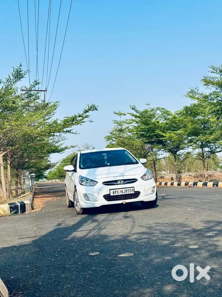 Hyundai Verna 2012 Diesel 127000 Km Driven