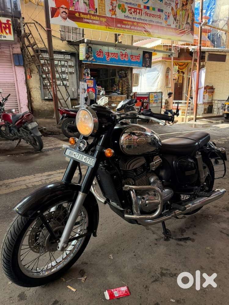 Jawa 350 Classic