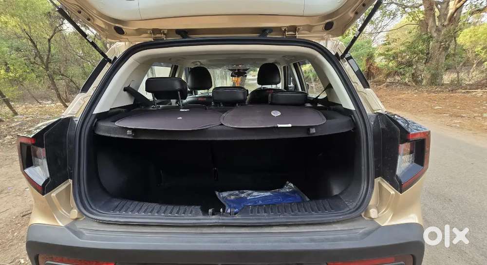 Mahindra Xuv 3xo 2025 Petrol 6200 Km Driven