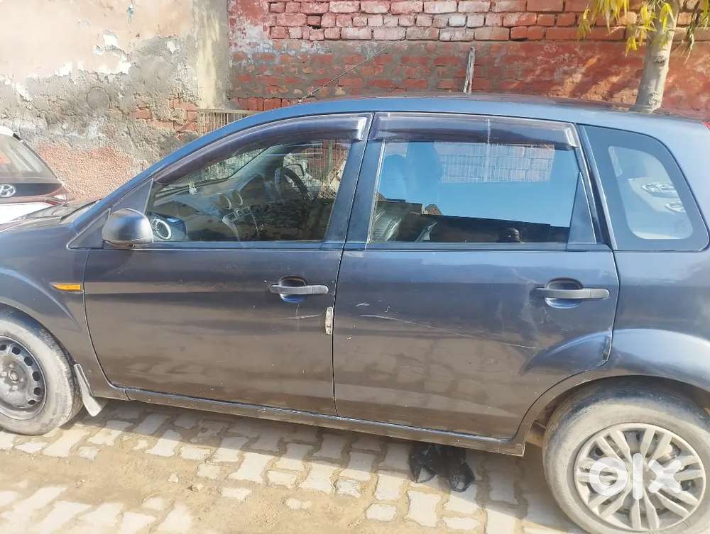 Ford Figo 1.2 Petrol 2010