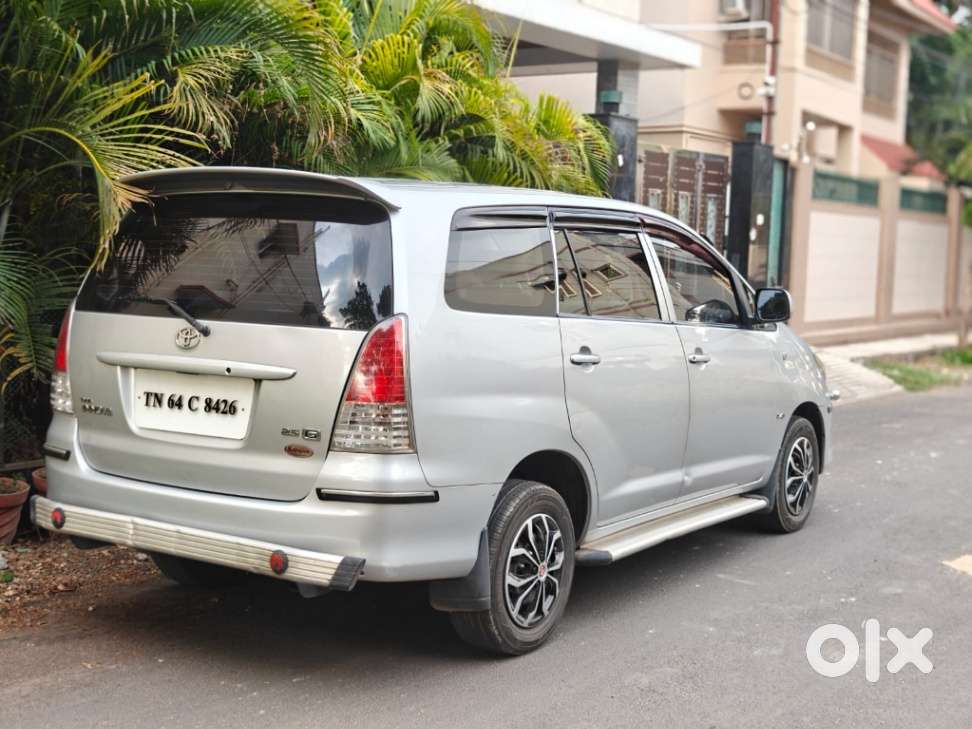 Toyota Innova 2.5 G (diesel) 7 Seater, 2011, Diesel