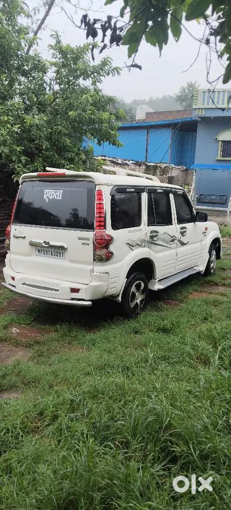Mahindra Scorpio Classic 2010 Diesel 100000 Km Driven