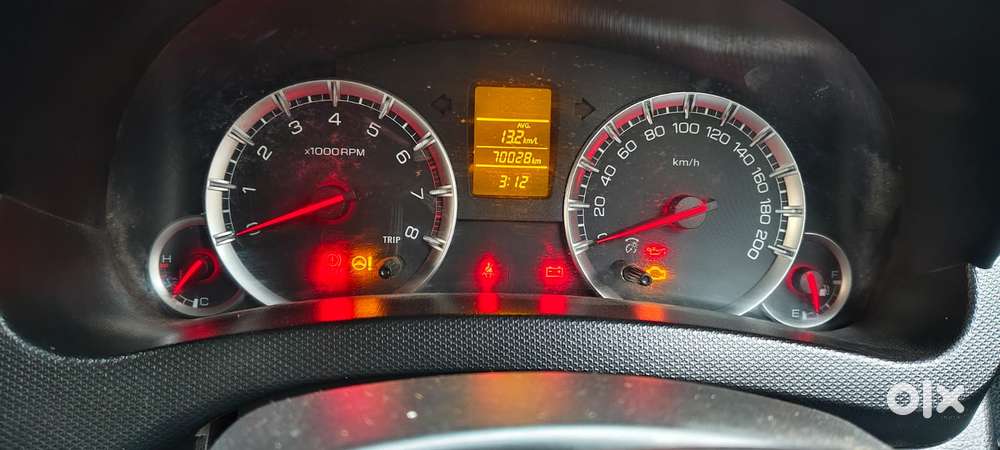 Maruti Suzuki Swift Vxi Abs Bsiv, 2013, Petrol